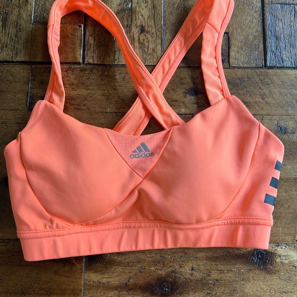 adidas Tops - Adidas sport bra